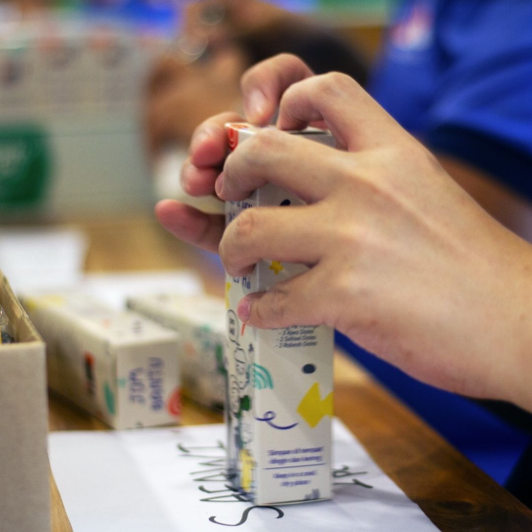 MiJ Hub, Assorted Individually Wrapped Dates, 7 pcs